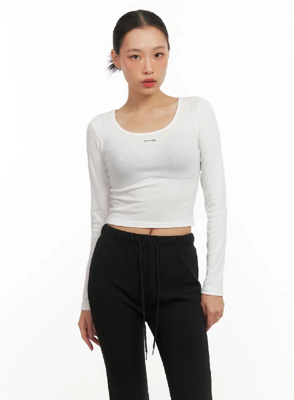 Weekend Discounts to Enjoy Slim Fit U-Neck Long Sleeve Crop Top CD410