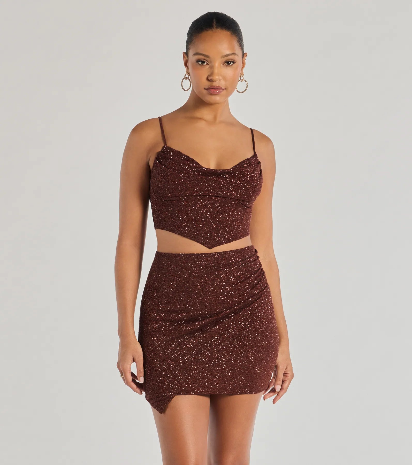 Weekend Offers You Can't Ignore Glowing Radiance Sleeveless Glitter Crop Top