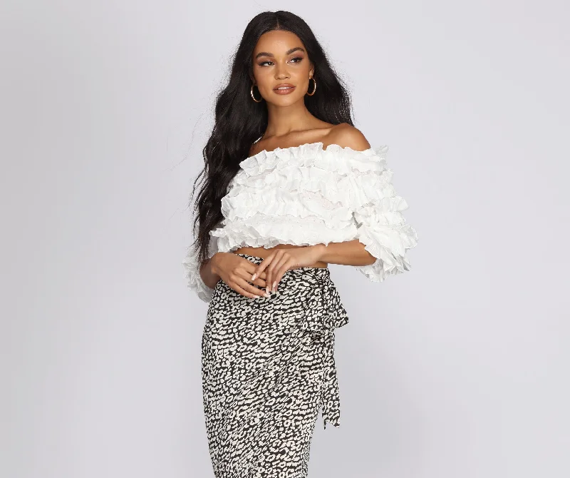 Weekend Discounts to Enjoy Fluttery Off The Shoulder Cropped Blouse