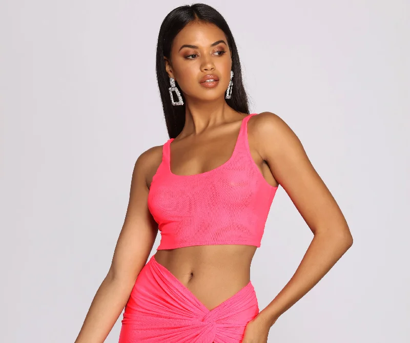 Weekend Wonders Await! Mesh Moment Crop Top