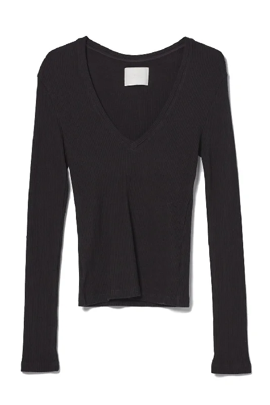 Weekend Specials to Enjoy Florence V Neck Top - Black