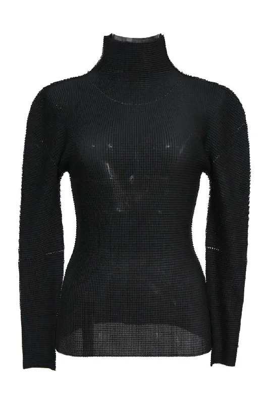 Shop the Weekend Away [WW43779] Issey Miyake | Long sleeve top