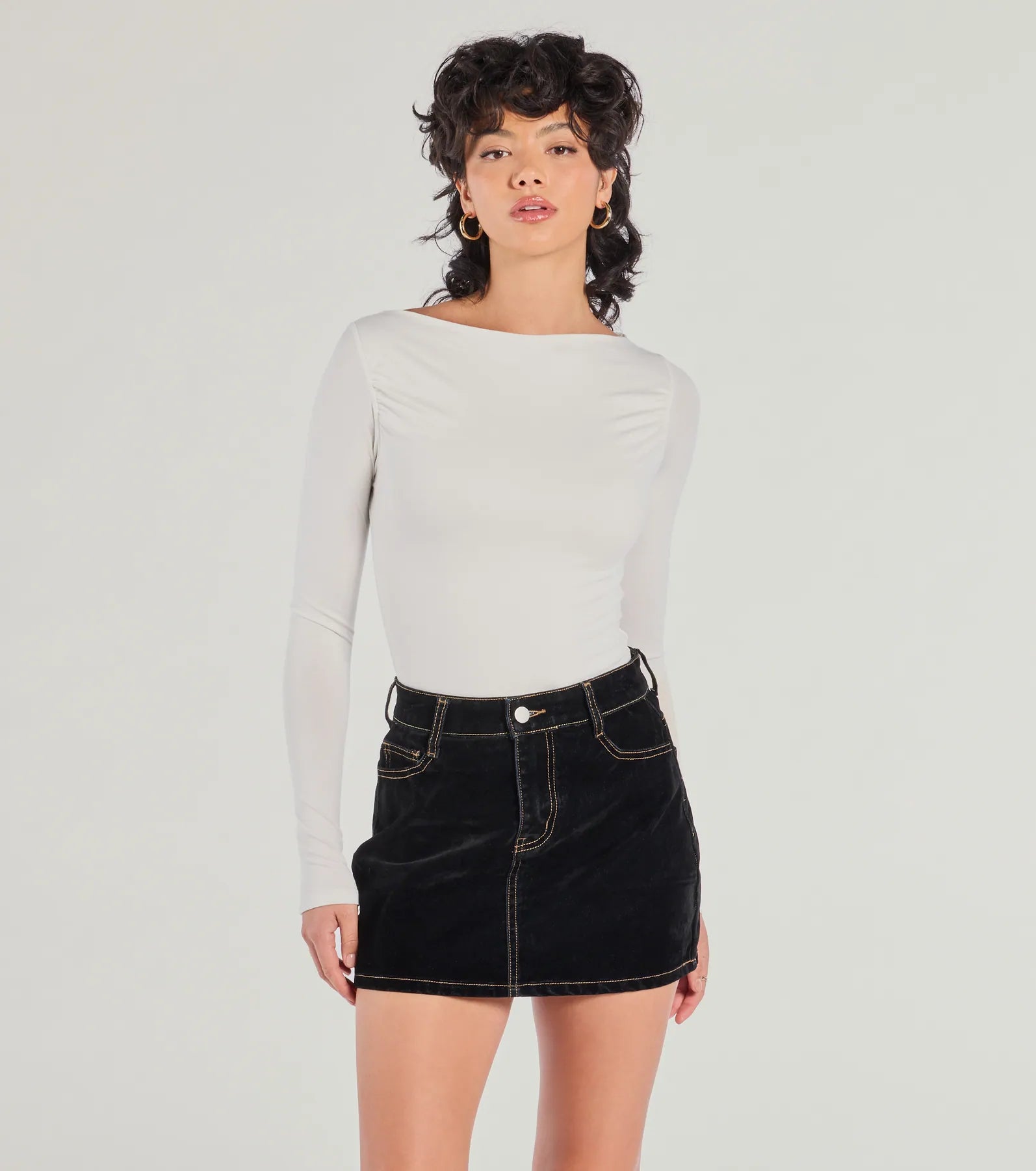 Weekend Specials to Indulge In Cute Basic Boat Neck Long Sleeve Crop Top