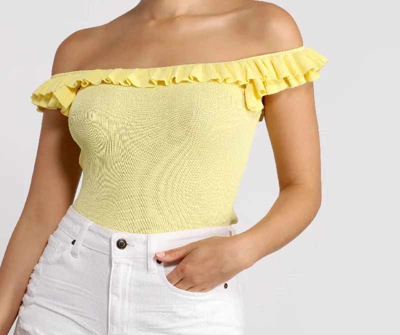 Savings Event Miss Pretty Ruffle Crop Top