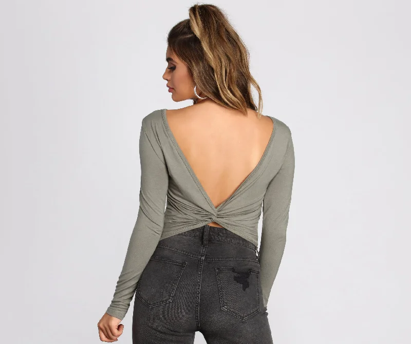 Weekend Special Knot Back Knit Crop Top