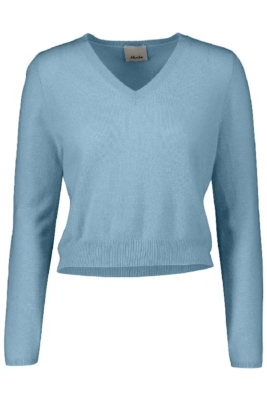 Weekend Savings Fiesta V-Sweater - Sky Blue