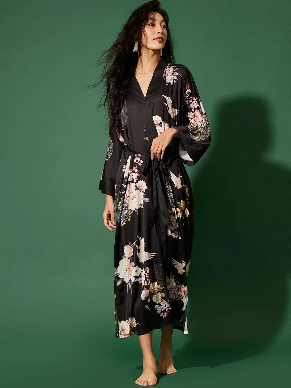 Super Deal Garden Crane Black Kimono Robe