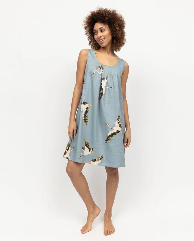 Weekend Specials to Love Piper Womens Crane Bird Print Short Nightdress