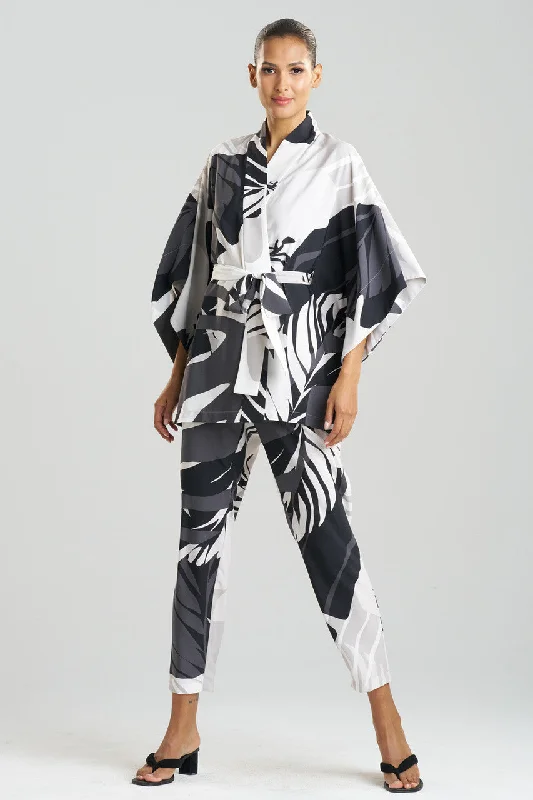 Weekend Savings Galore Portofino Short Wrap