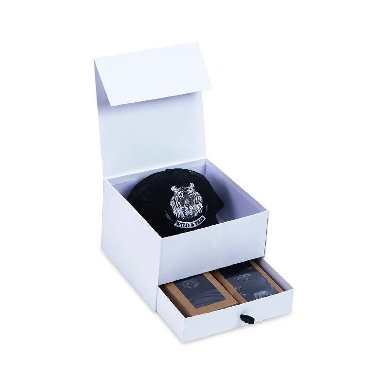 Weekend Discounts to Indulge In Men's WWF | WWF Theme Gift Box | Socks and Cap | Officially Licensed