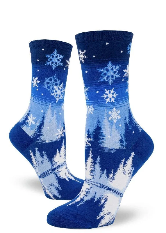Weekend Offers That Sizzle Snowflakes | Women's Crew