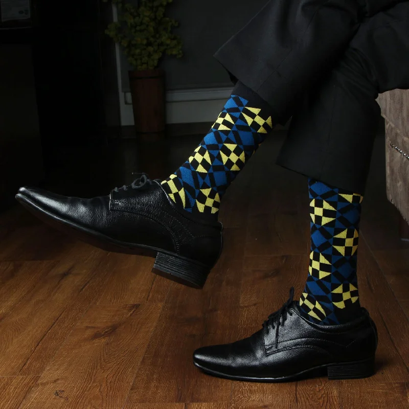 Weekend Bargains to Enjoy Premium Geo Tribal Crew Socks For Men
