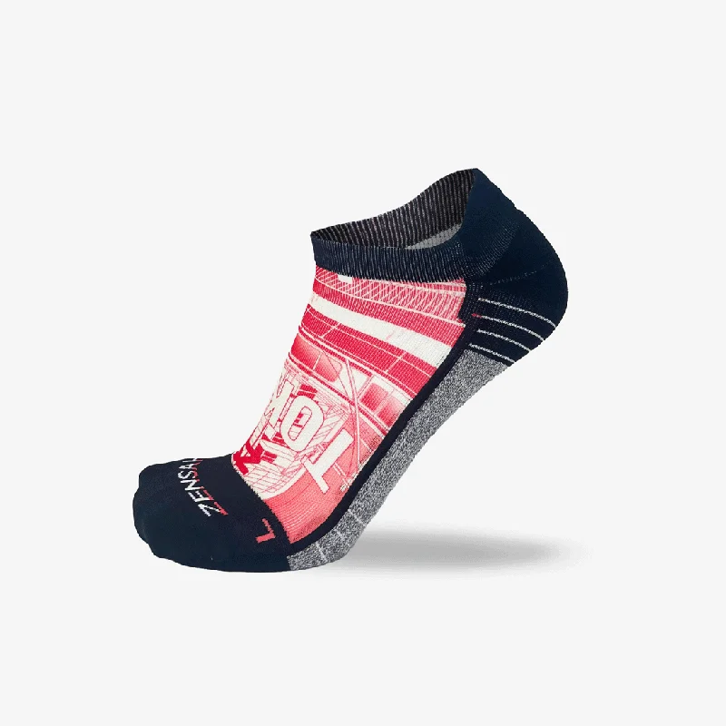 Weekend Discounts to Snag Tokyo Street Running Socks (No Show)
