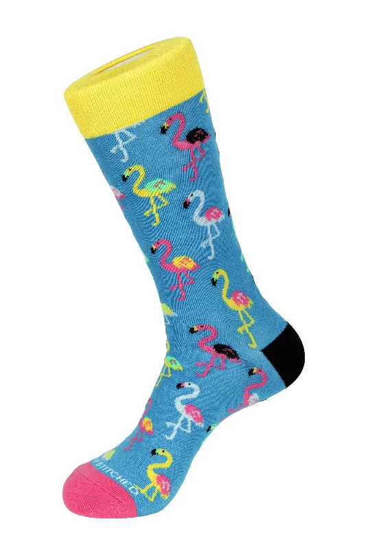 Weekend Bargains to Indulge In Flamingos